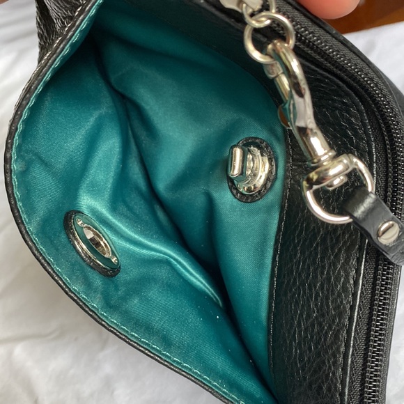 Coach wristlet - Picture 3 of 6